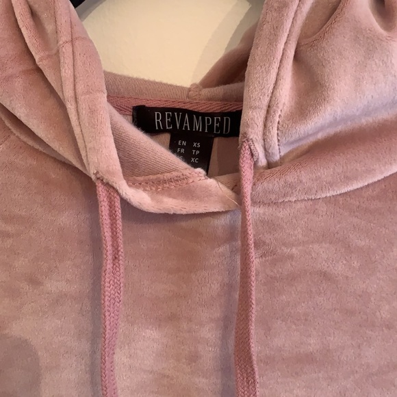 Soft velvet pink cropped sweatshirt - Picture 2 of 6